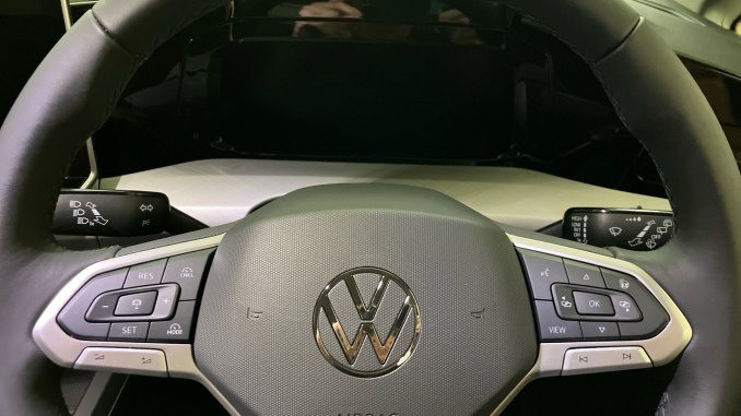 Volkswagen Golf 1.5 TSI 150 Match 5dr Petrol Hatchback - Image 10